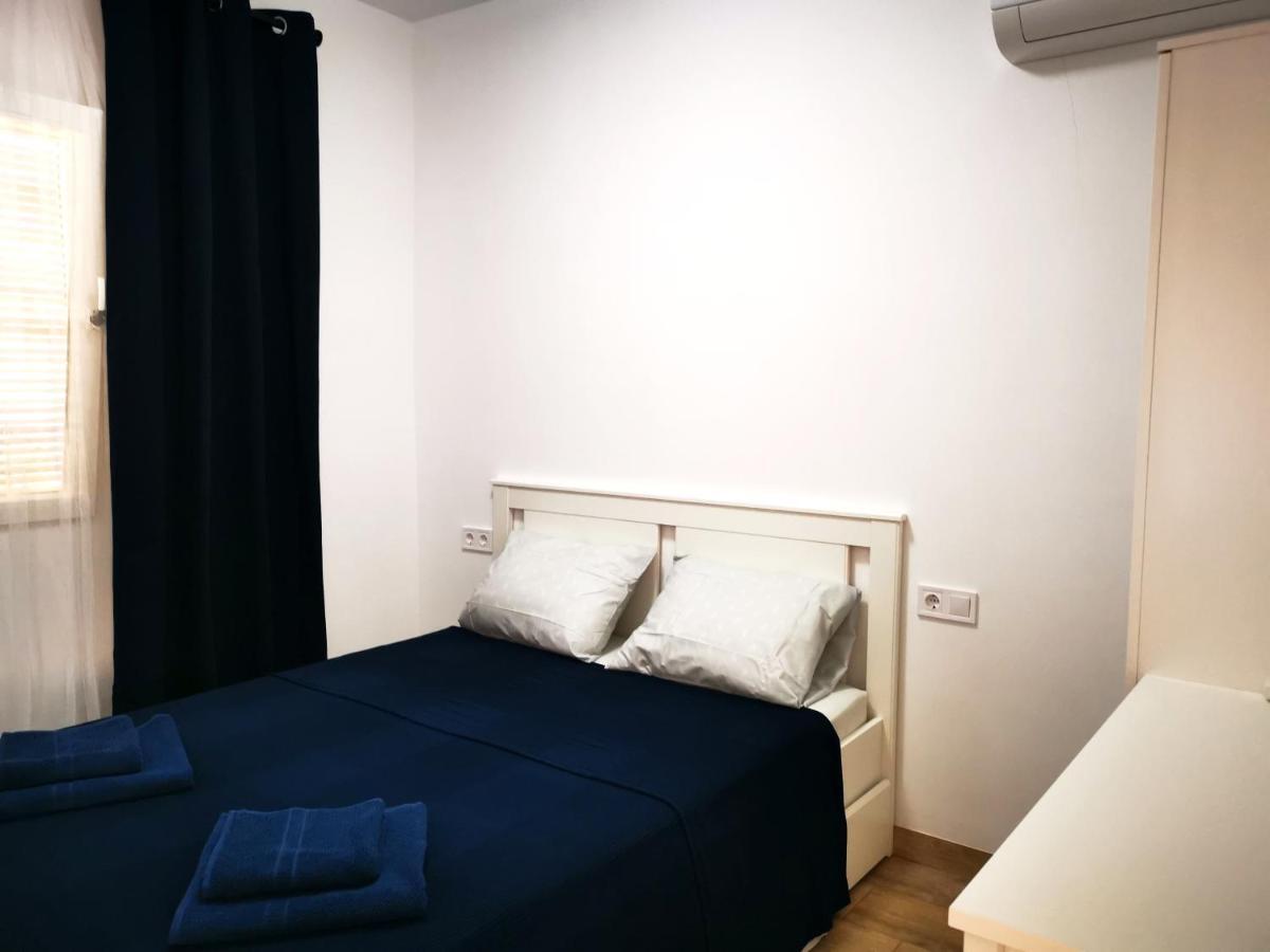 Sunnyspainholidays Apartments Малага Экстерьер фото